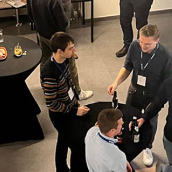 YPN-visit-to-Demcon-high-tech-systems