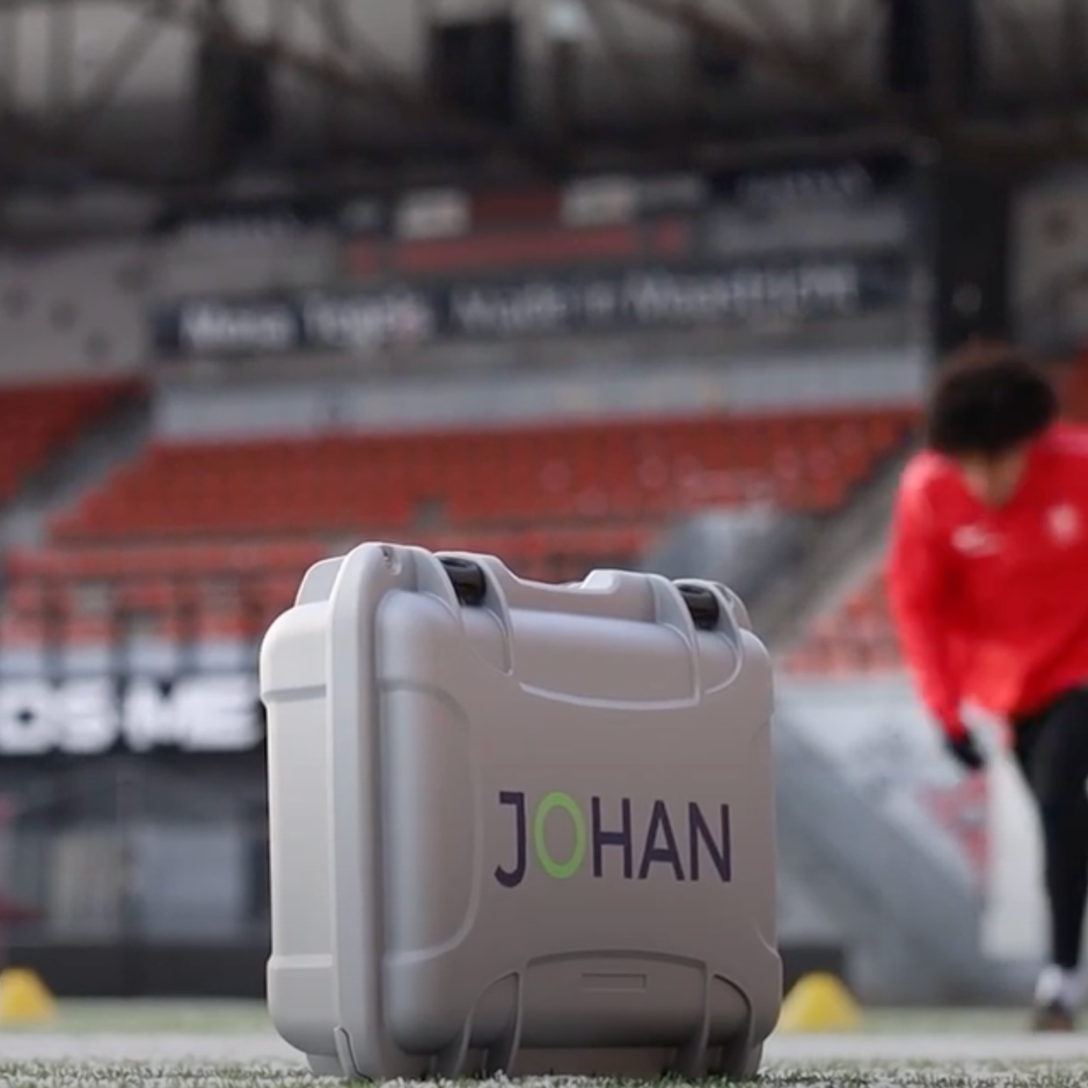 Influence-of-cold-temperatures-on-heart-rate-football-load-monitoring-JOHAN-Sports